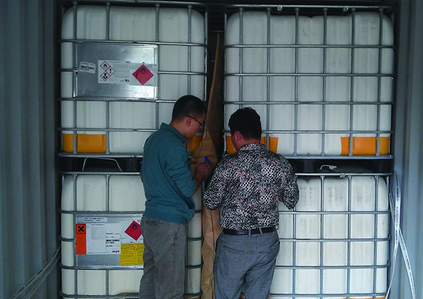 受客戶委托，不飽和聚酯樹(shù)脂海運(yùn)出口一站式服務(wù)。